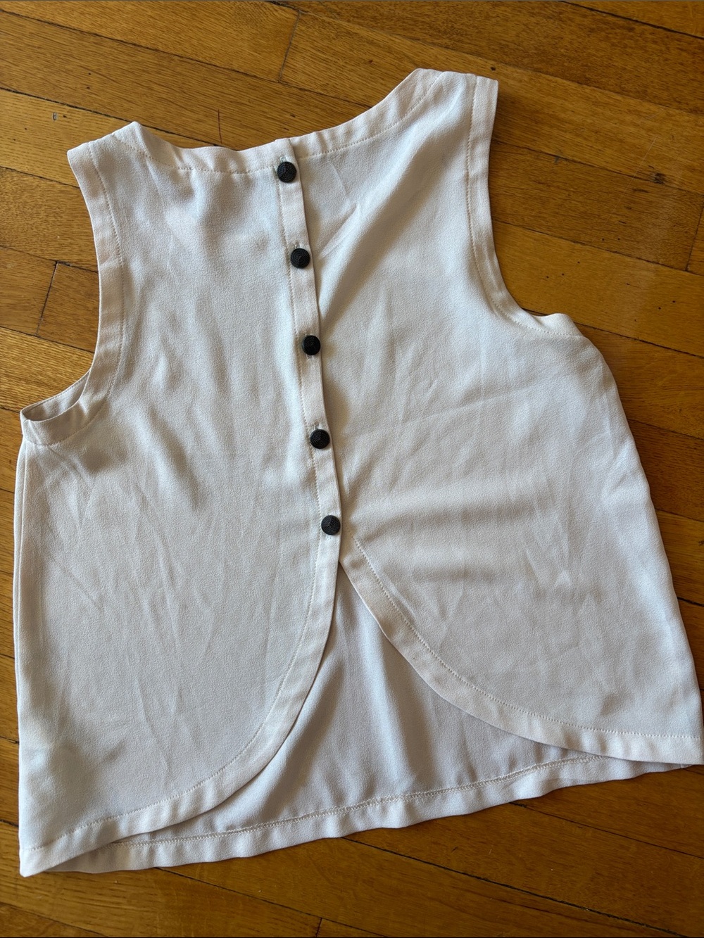 Lush Cream Sleeveless Round-Neck Tank